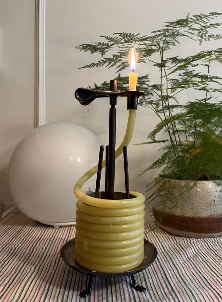 This 80HourBurn Candle Eliminates Cooking Odors From My One Bedroom